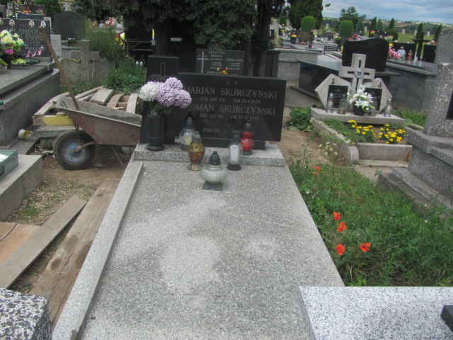 Grób Roman Skurczyński