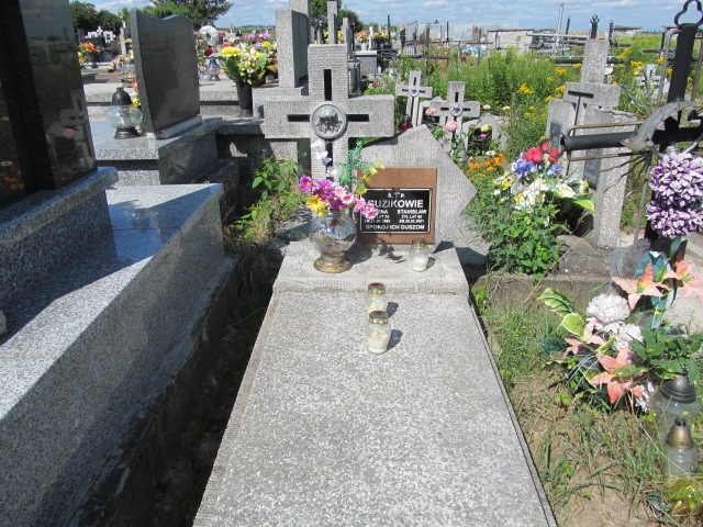 Grób Stanisław Guzik